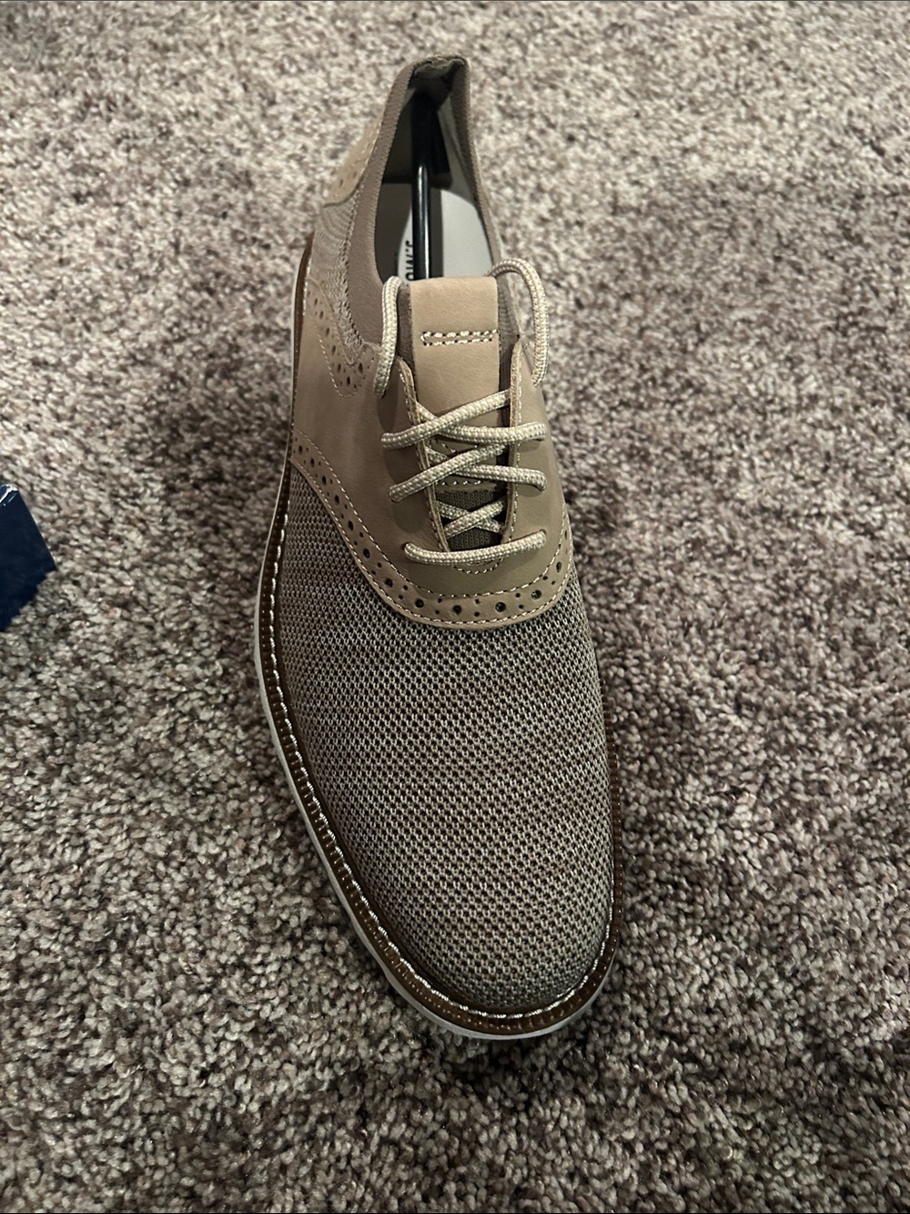 Men's Casual Knit Oxford in Taupe